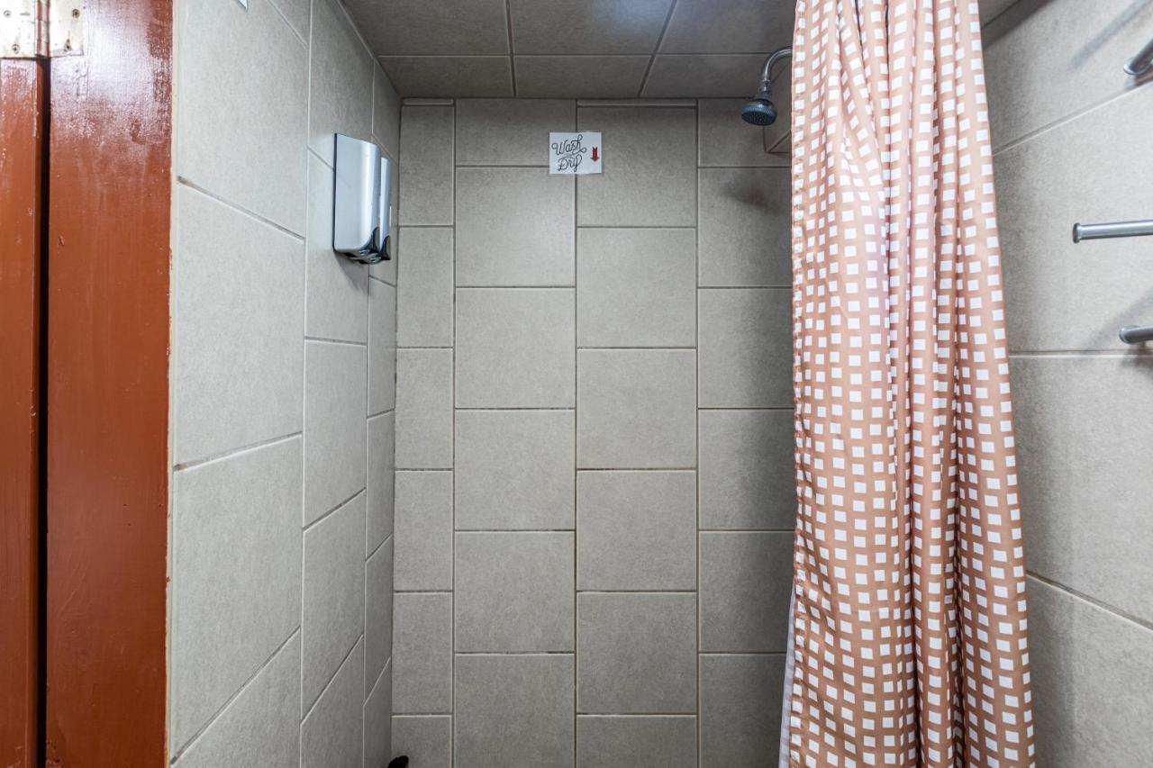 Hillside Best Ewr Airport Studio-Hot Tub-Free Parking מראה חיצוני תמונה